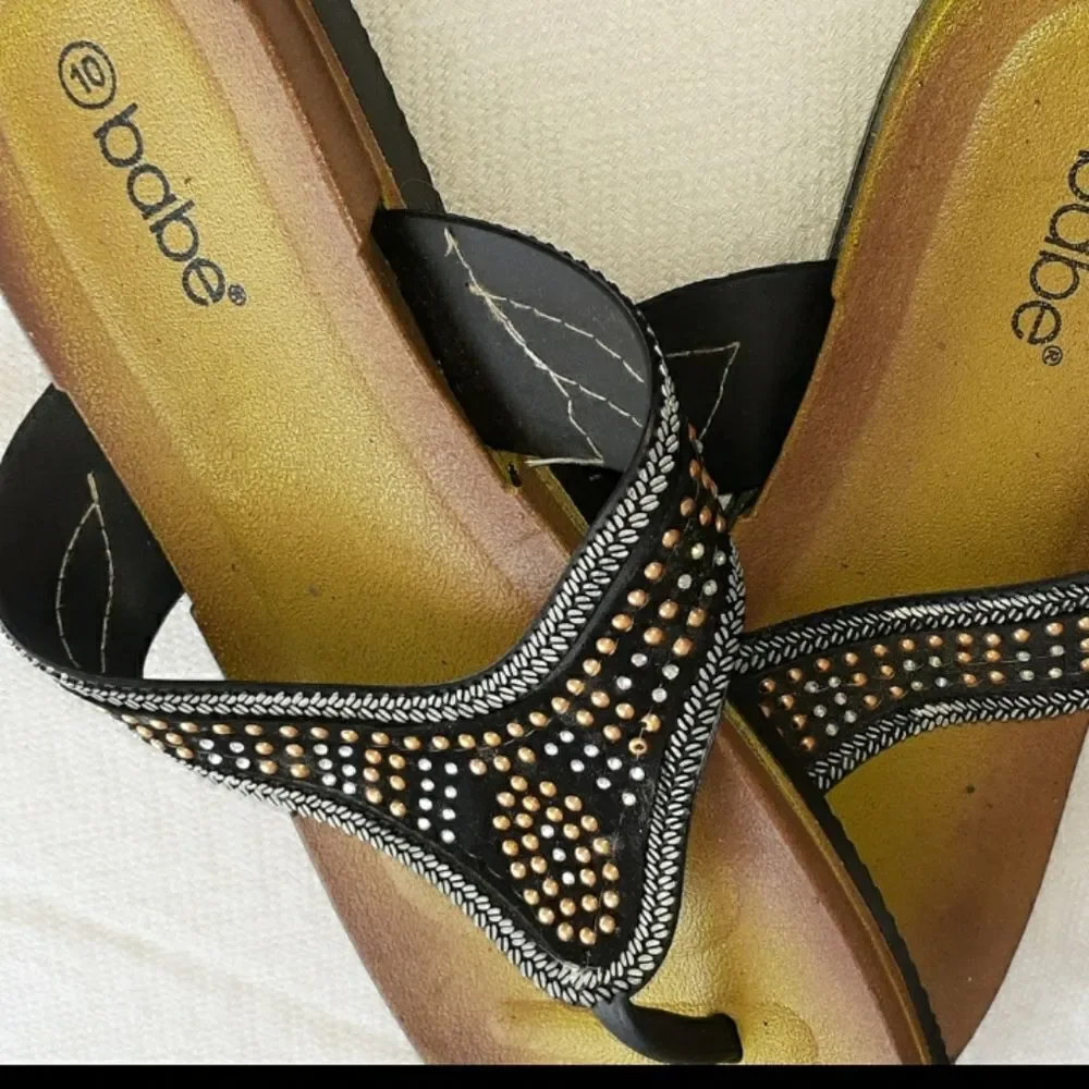 Babe beaded sandal size 10